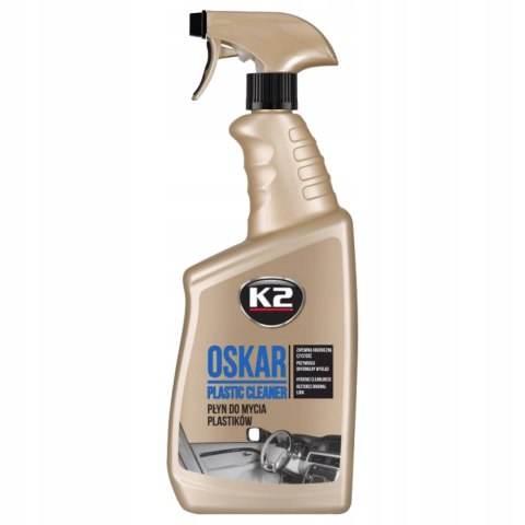 Płyn do czyszczenia plastików OSKAR 770 ML