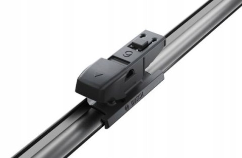 WYCIERACZKI SZYB PRZÓD KOMPLET BOSCH X3 G01 X4 G02 E-PACE X540